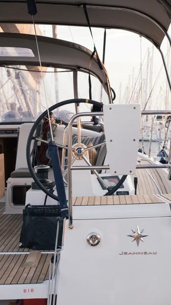 Book yachts online - sailboat - Sun Odyssey 440 - Finesse - rent
