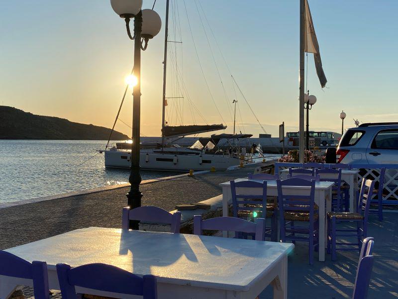 Book yachts online - sailboat - Sun Odyssey 440 - Finesse - rent