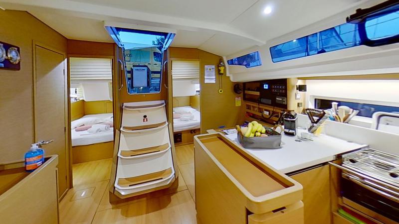 Book yachts online - sailboat - Sun Odyssey 440 - Finesse - rent