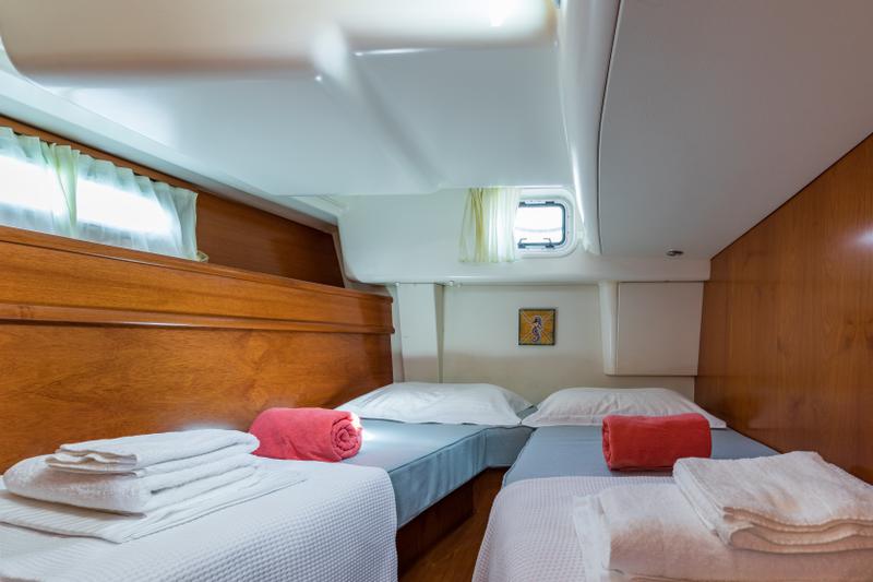 Book yachts online - sailboat - Sun Odyssey 54DS - Morpheus - rent