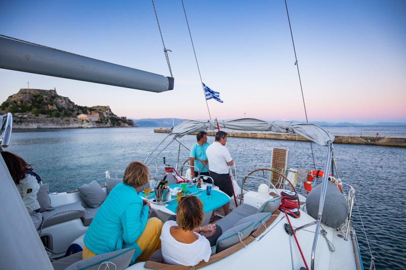 Book yachts online - sailboat - Sun Odyssey 54DS - Morpheus - rent