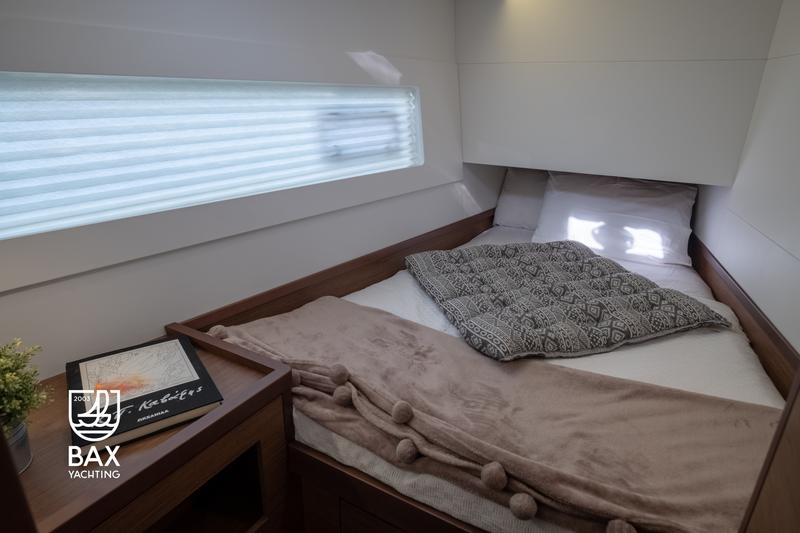 Book yachts online - catamaran - Lagoon 40 - Meliti - A/C &amp; Watermaker &amp; Generator - 4+2 Cabins/4 Heads - rent