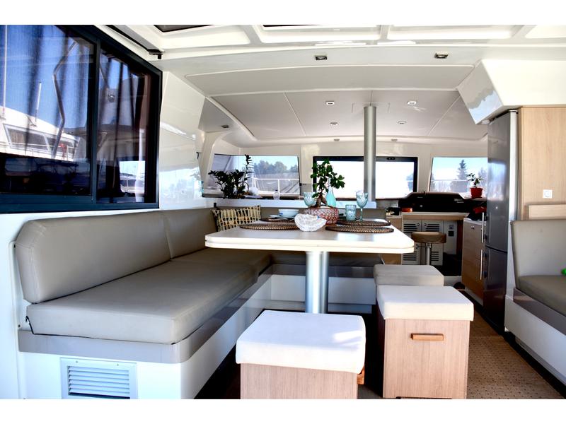 Book yachts online - catamaran - Bali 4.1 - RomaR (A/C - Generator) - rent