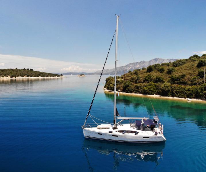 Book yachts online - sailboat - Sun Odyssey 42DS - IRENE - rent