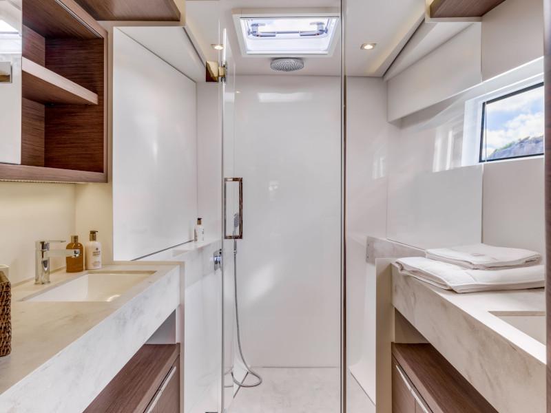 Book yachts online - catamaran - Lagoon 50 - A2021F - rent