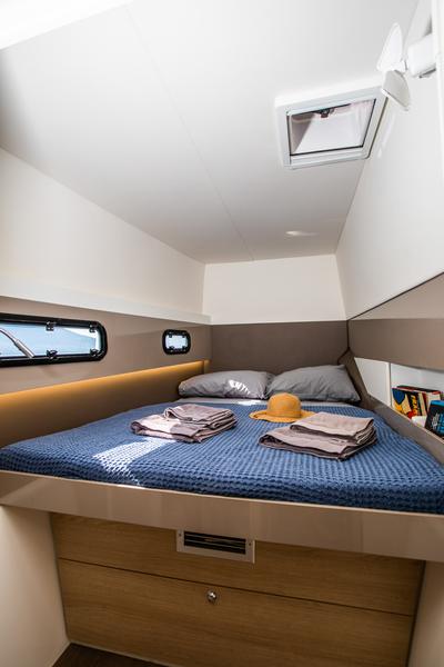 Book yachts online - catamaran - Bali 4.1 - Georgia, A/C, Gen, Watermaker - rent
