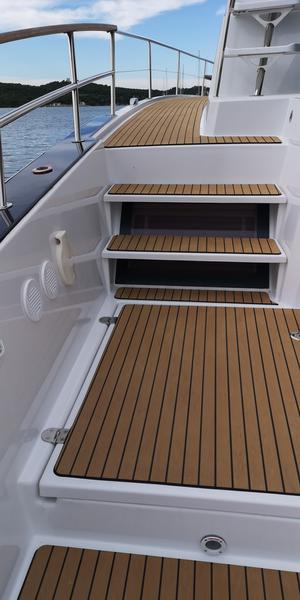 Book yachts online - powercatamaran - Bali 4.3 MY - SIERRA - rent