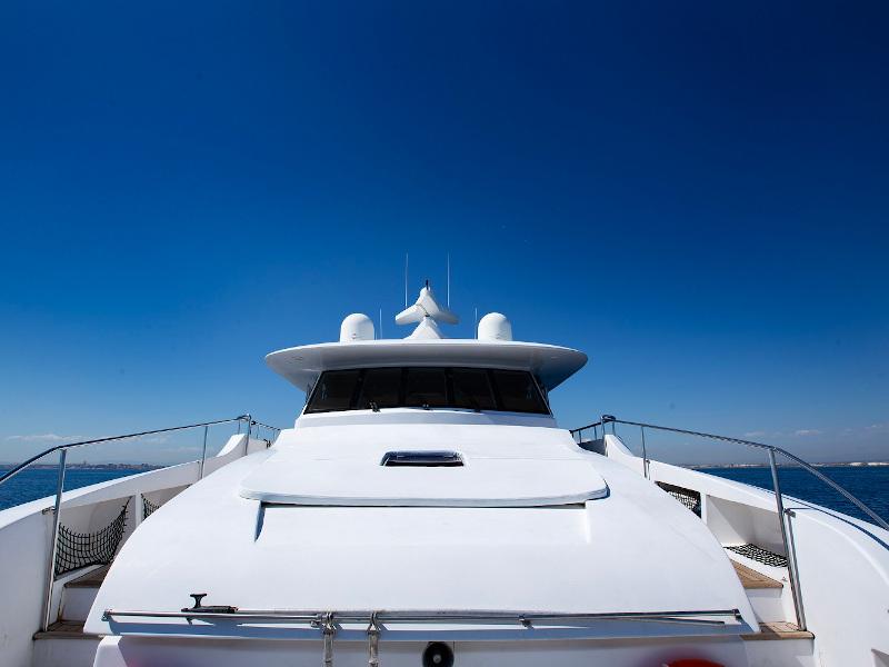 Book yachts online - motorboat - Explorer 92 - Boramar Luxe - rent