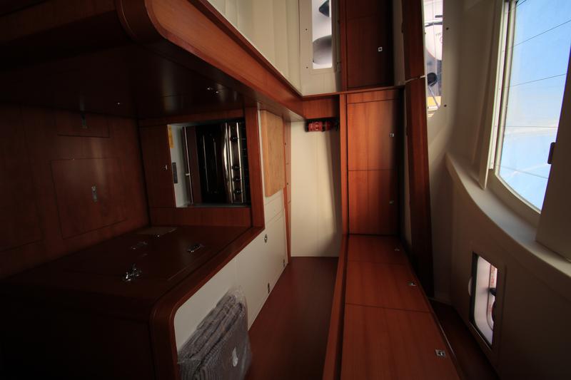 Book yachts online - sailboat - Dufour 500 Grand Large - Nirvana (refit 2020) - rent