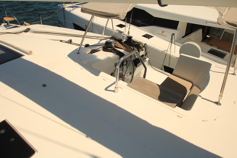 Book yachts online - catamaran - Fountaine Pajot Lucia 40 - Lipara (Ac+Gen+Wm) - rent