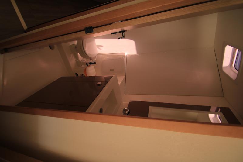 Book yachts online - catamaran - Fountaine Pajot Lucia 40 - Lipara (Ac+Gen+Wm) - rent
