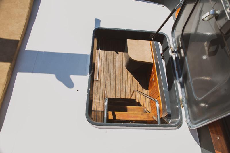 Book yachts online - motorboat - Riva 45 SuperAmerica - Hidra 1977 (Refit 2020) - rent