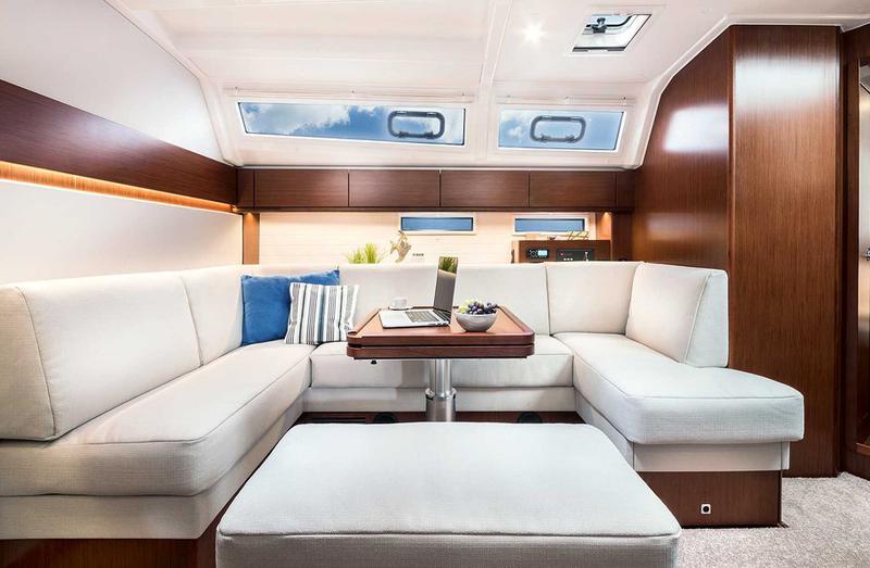Book yachts online - sailboat - Bavaria 46 Cruiser - Monsieur - rent