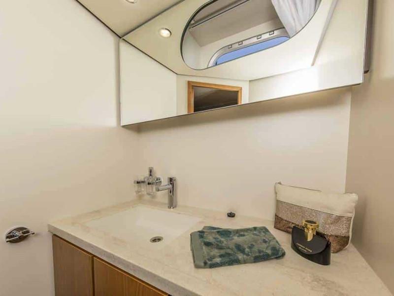Book yachts online - motorboat - Linssen Grand Sturdy 45.0 AC - Florina - rent