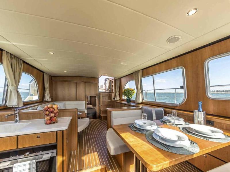Book yachts online - motorboat - Linssen Grand Sturdy 45.0 AC - Florina - rent