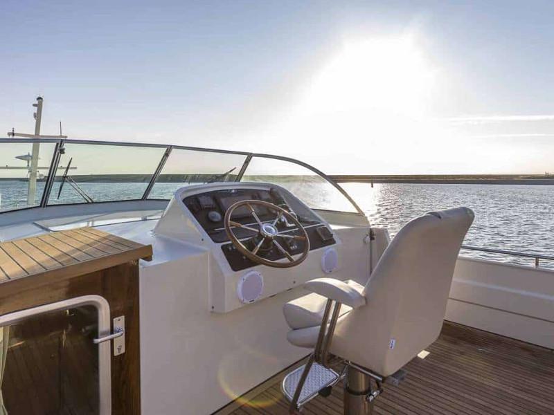 Book yachts online - motorboat - Linssen Grand Sturdy 45.0 AC - Florina - rent