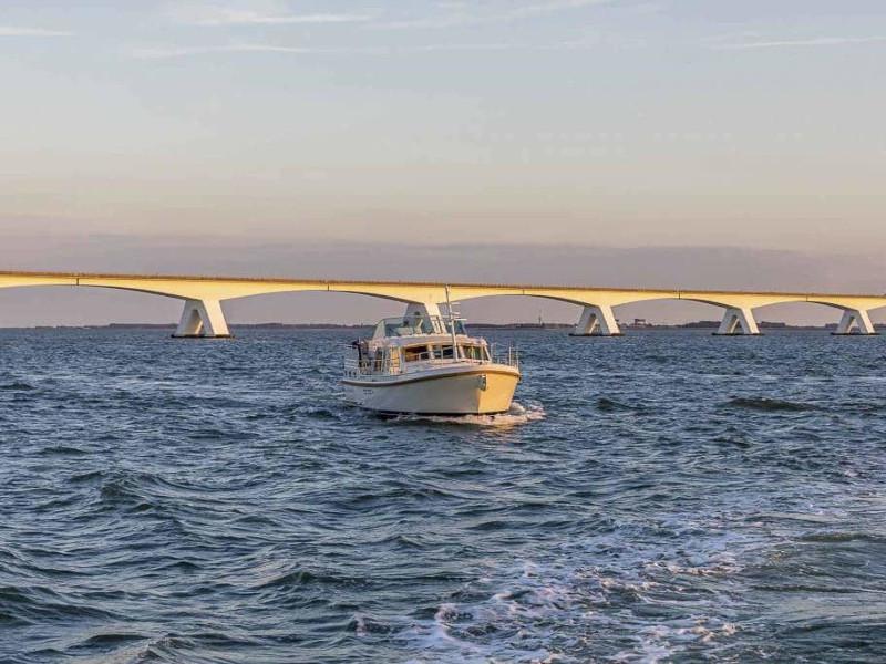 Book yachts online - motorboat - Linssen Grand Sturdy 45.0 AC - Florina - rent