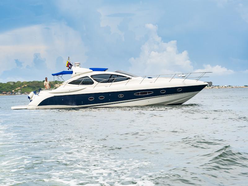 Book yachts online - motorboat - Azimut 55 - Atlantis - rent