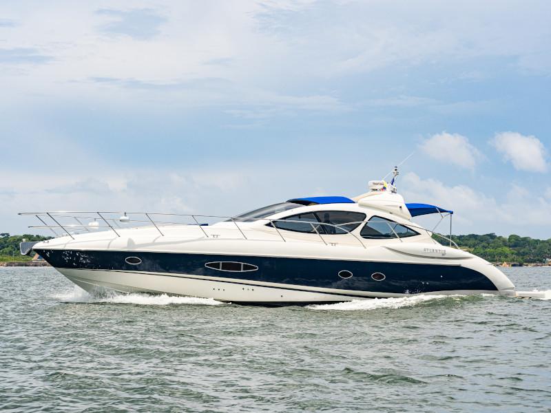 Book yachts online - motorboat - Azimut 55 - Atlantis - rent