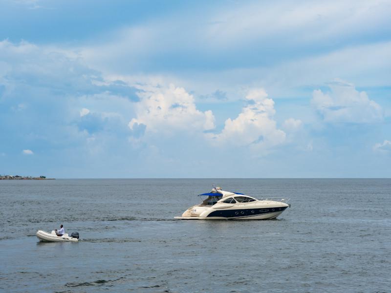 Book yachts online - motorboat - Azimut 55 - Atlantis - rent