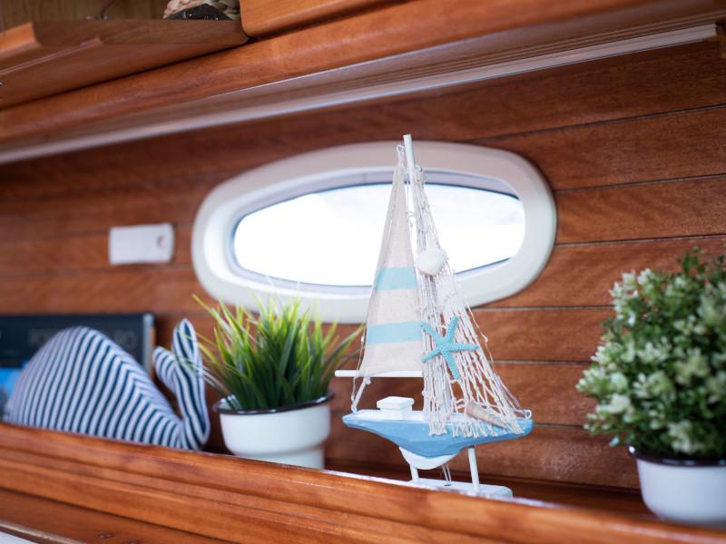 Book yachts online - sailboat - Bavaria 46 Cruiser - Joana - rent