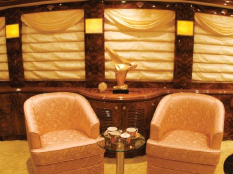 Book yachts online - motorboat - Motoryacht - LADY EILEEN II - rent