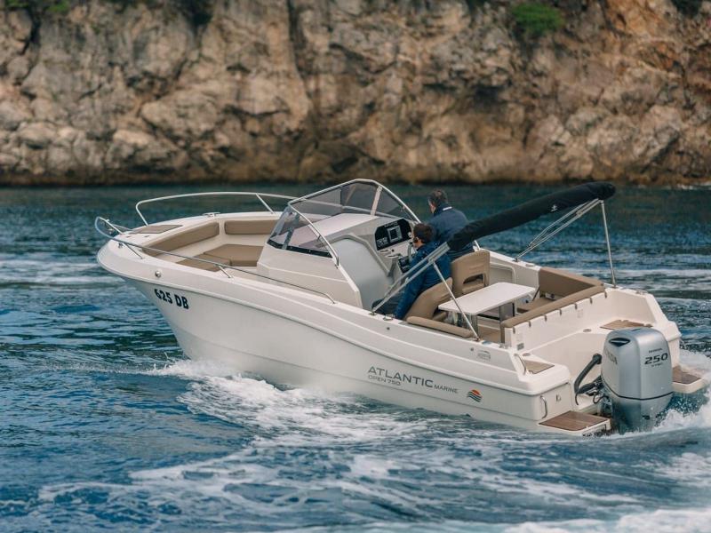 Book yachts online - motorboat - Atlantic 750 Open - Atlantic Marine Open 750 - rent