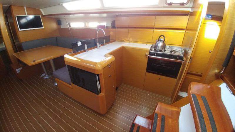 Book yachts online - sailboat - Sun Odyssey 439 - no name - rent