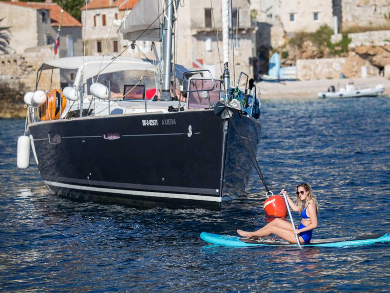 Book yachts online - sailboat - Oceanis 58 - Queen Axiera (crewed) - rent