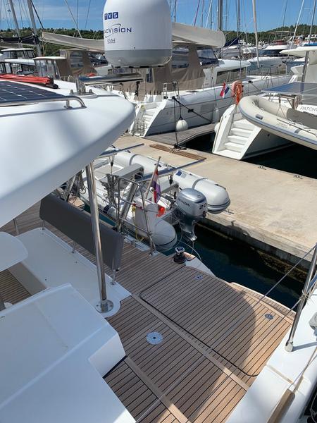 Book yachts online - catamaran - Lagoon 450 Sport - Oryx - rent