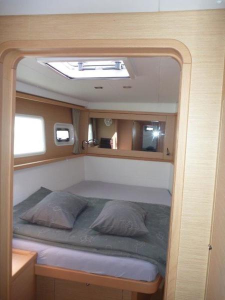 Book yachts online - catamaran - Lagoon 450 Sport - Oryx - rent