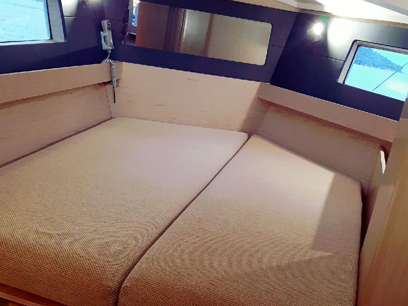 Book yachts online - sailboat - Oceanis 41.1 - KOS 41.4 - rent