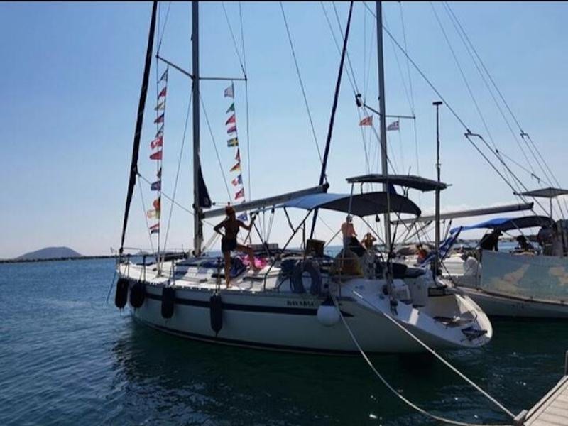 Book yachts online - sailboat - Bavaria 46H - Aenao - rent