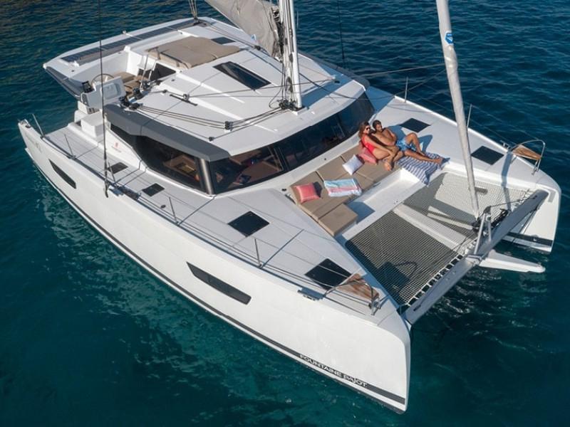 Book yachts online - catamaran - Astréa 42 - Grace - rent