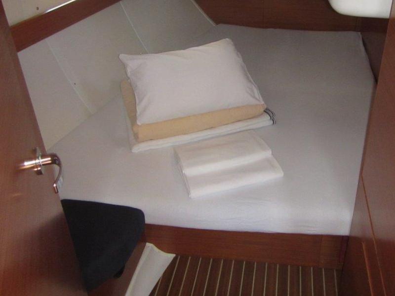 Book yachts online - sailboat - Elan 444 Impression - ELIXIR - rent