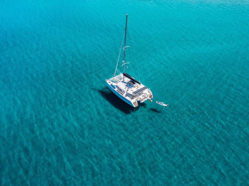 Book yachts online - catamaran - Lagoon 450  Flybridge - Marla - rent