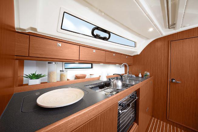 Book yachts online - sailboat - Bavaria 41 - SR V - rent