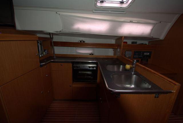 Book yachts online - sailboat - Bavaria 51 Cruiser - SR IV  - rent