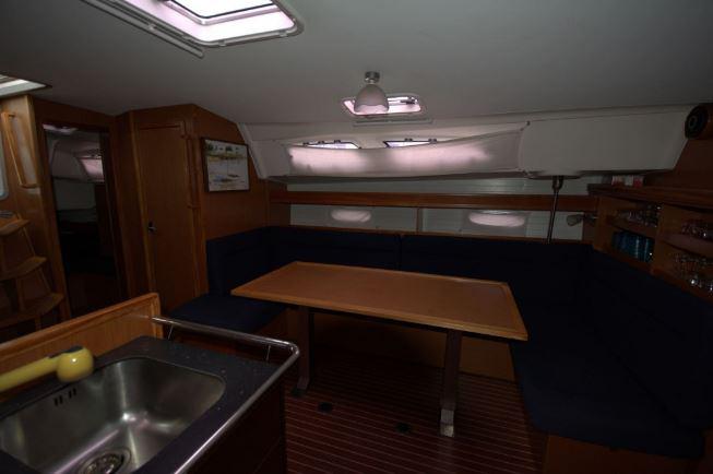 Book yachts online - sailboat - Bavaria 51 Cruiser - SR IV  - rent
