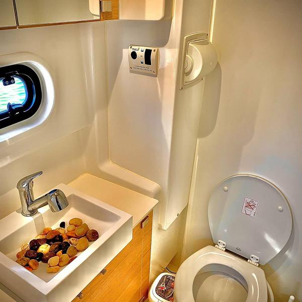 Book yachts online - catamaran - Bali 4.1 - Georg) (A/C, Watermaker, Generator - rent