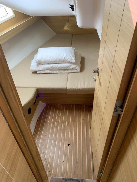 Book yachts online - sailboat - Elan Impression 45.1 - STING - rent