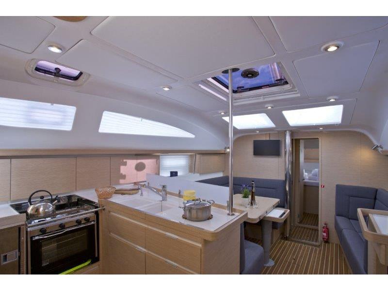 Book yachts online - sailboat - Elan 45 Impression - SIX FRIENDS - rent