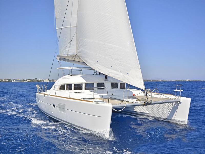 Book yachts online - catamaran - Lagoon 380 - Xenia - rent