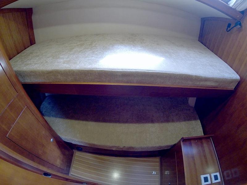 Book yachts online - sailboat - Salona 45 - Nati - rent