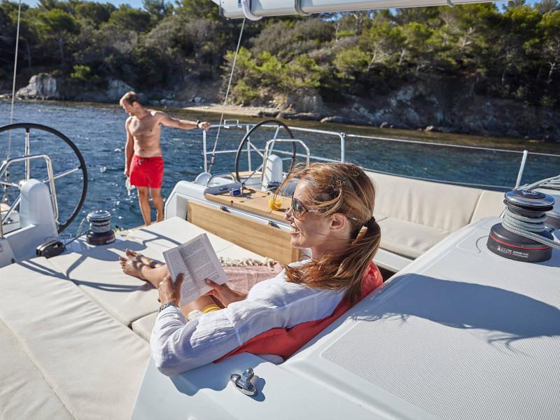 Book yachts online - sailboat - Sun Odyssey 440 - Holly - rent