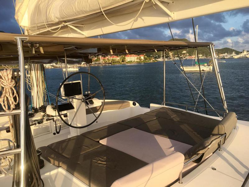 Book yachts online - catamaran - Lagoon 52 - CANTÜRK 1 - rent