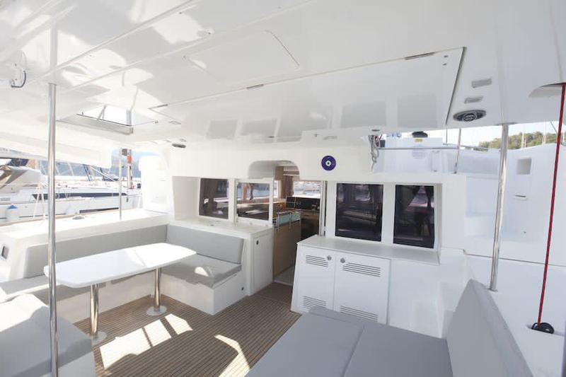 Book yachts online - catamaran - Lagoon 450 - ANNA - rent