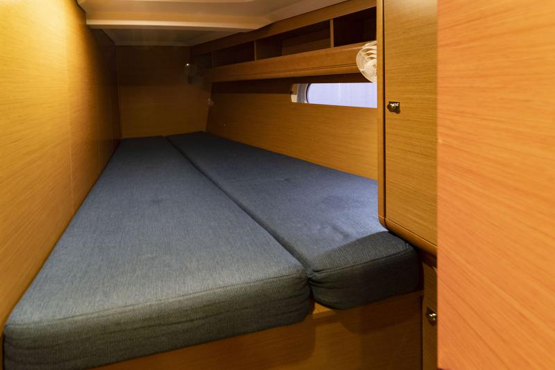 Book yachts online - sailboat - Sun Odyssey 469 - Santa Ponsa - rent