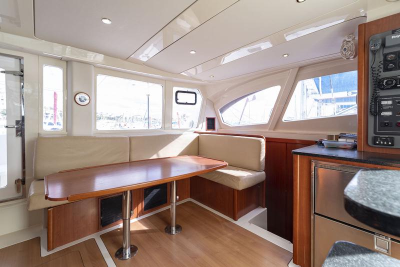 Book yachts online - catamaran - Leopard 444 - Portals Vells - rent