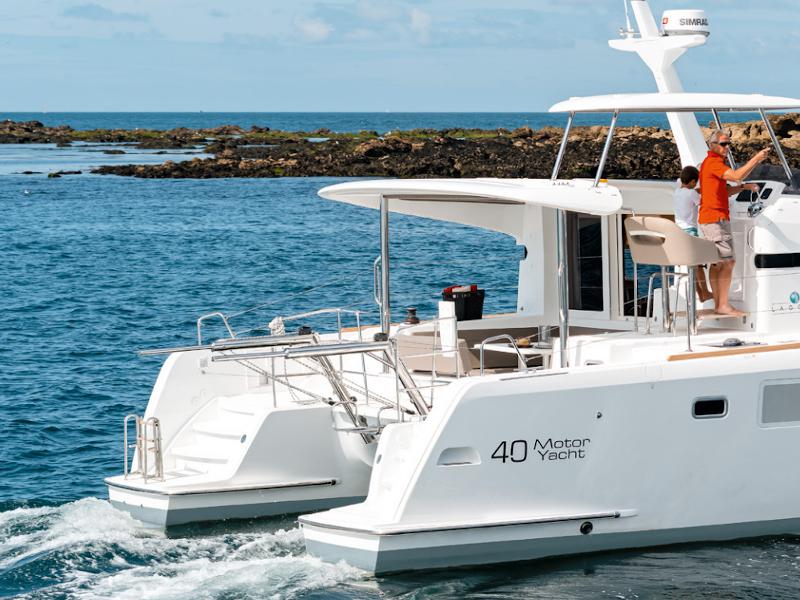 Book yachts online - catamaran - Lagoon 40 Motor Yacht - My Crazy Cat  - rent